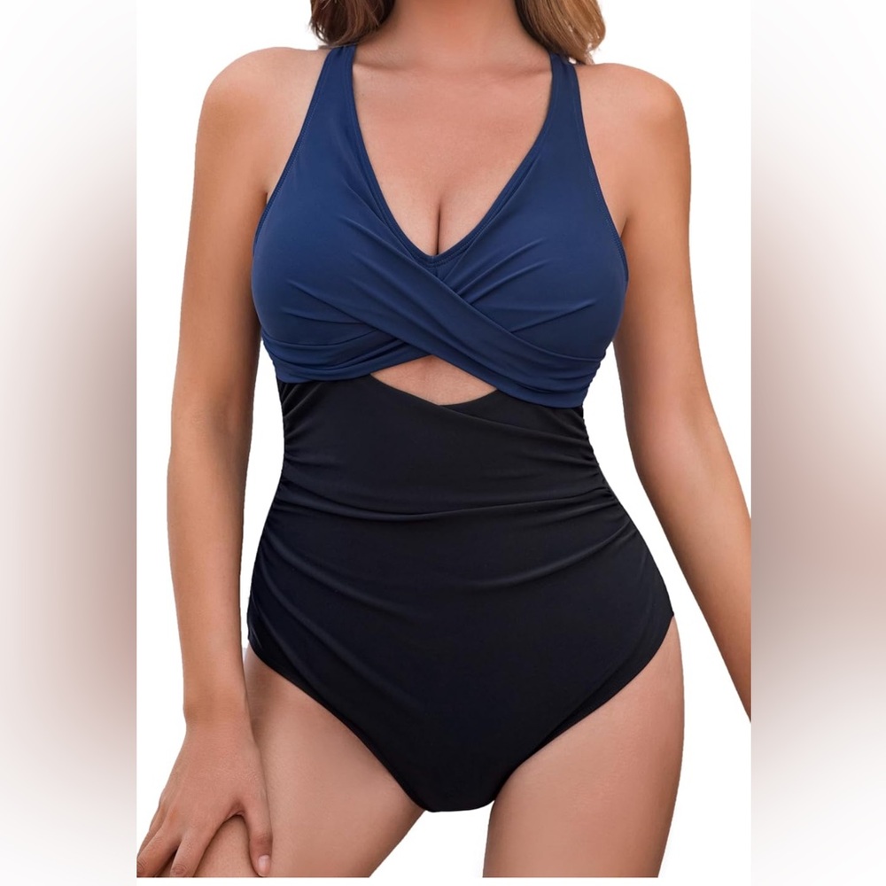 Colorblock XXXL Swimsuit Tummy Control Cutout Adjustable Straps Halter Neck